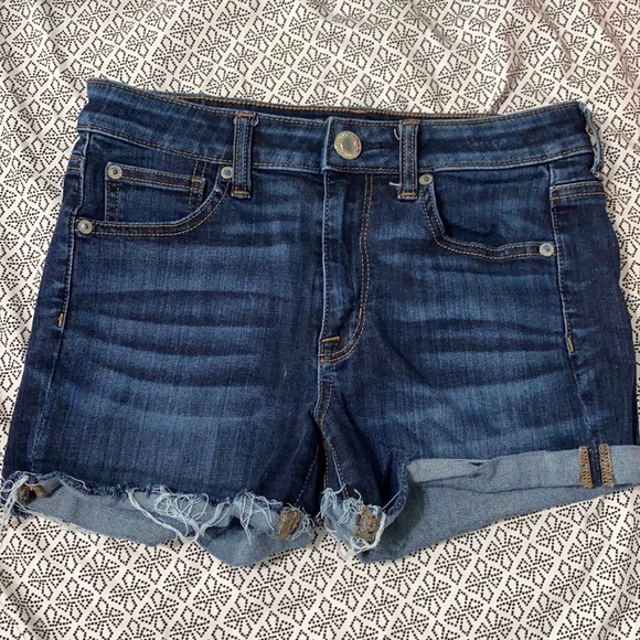 AE High Rise Shortie - Picture 1 of 4